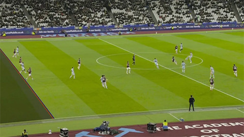 Tranh cãi tình huống VAR ở trận West Ham vs Brentford